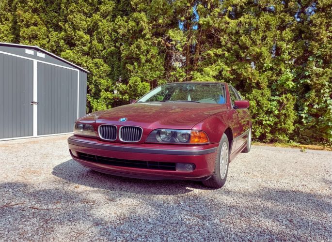 BMW 5 Series (E39)